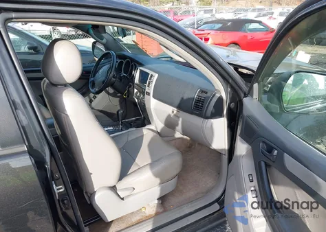 2006 Toyota 4Runner Sr5 V6 from USA, damaged, VIN JTEZU14R768042696